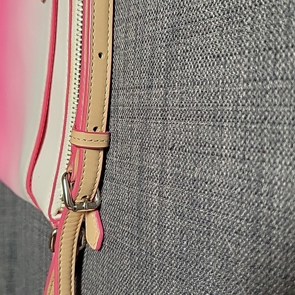 Coach 51381 Peyton Ombre Crossbody Pink - Picture 5 of 6